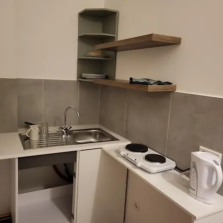 Kleine Naehe Reihn * Duisburg